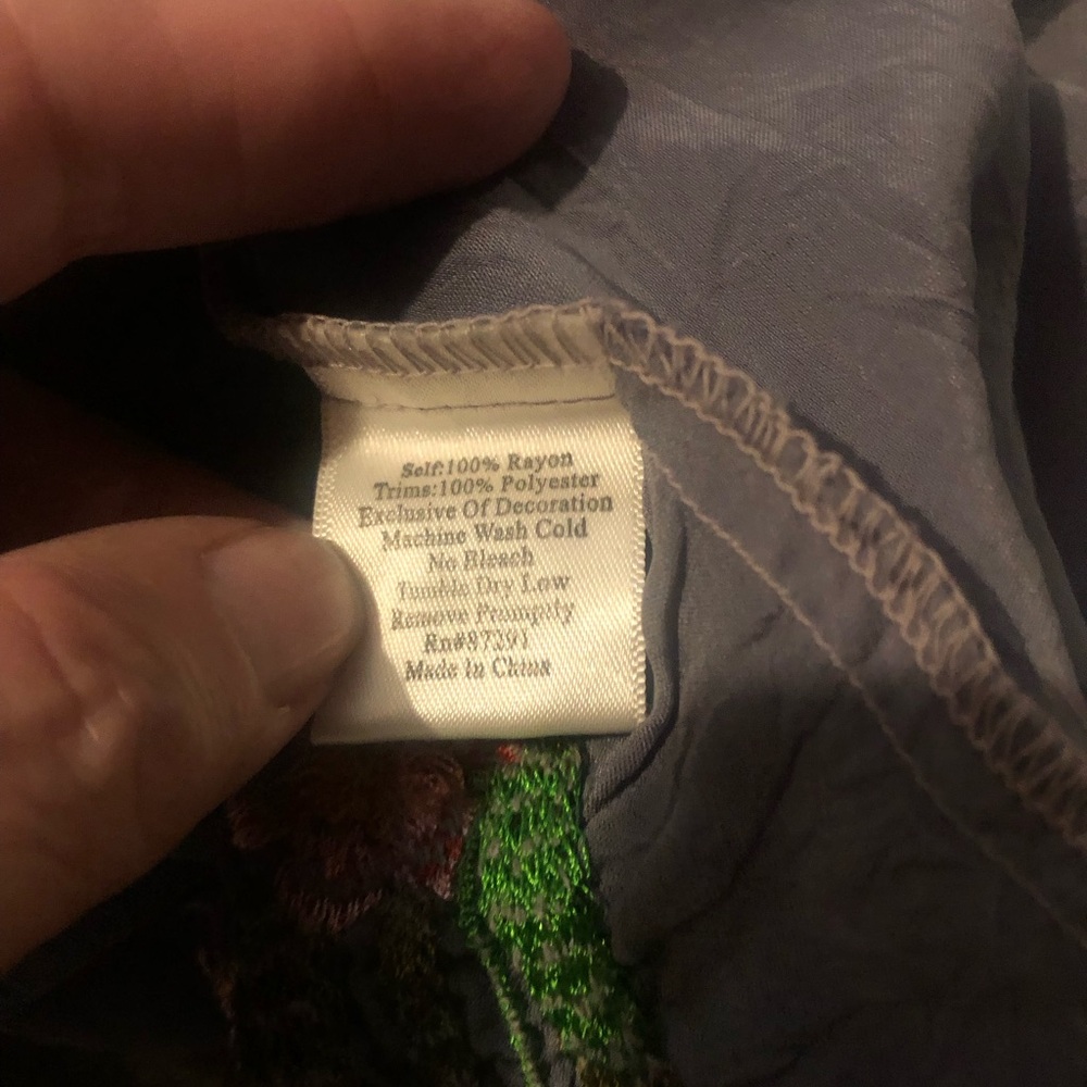 Johnny Was Gray Tunic with Floral Embroidery - Picture 7 of 7